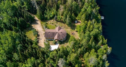 Zulu Zen waterfront cottage