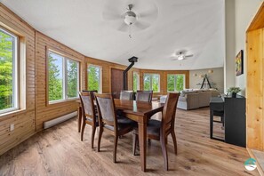 Dining - Zulu Zen waterfront cottage (Blue Sea)