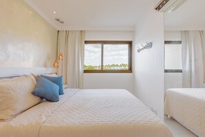 2 soverom, strykejern/-brett, internettilgang og sengetøy