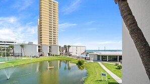 Exterior - 3BR Sleeps 8 | Sugar Beach | Steps to Beach & Pool (Panama City Beach)