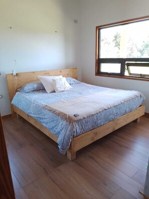 2 chambres, fer et planche à repasser, Wi-Fi, literie fournie