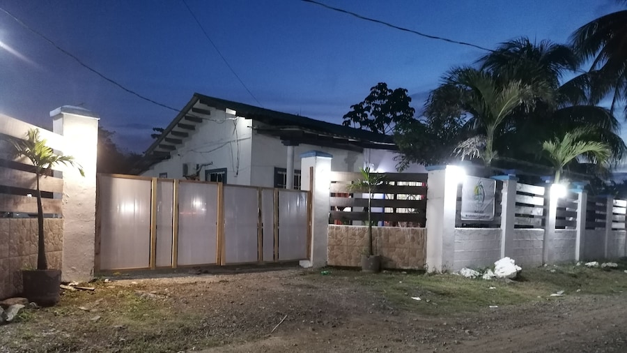 Hostal Rudy's Beach