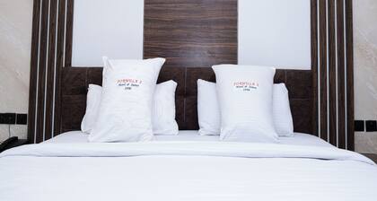 Formula 2 Hotel and Suites