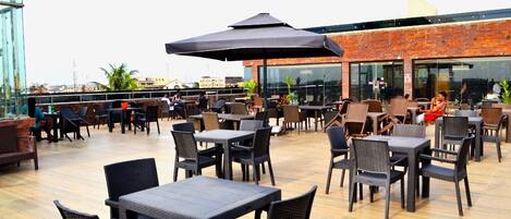 Bar (en la propiedad)