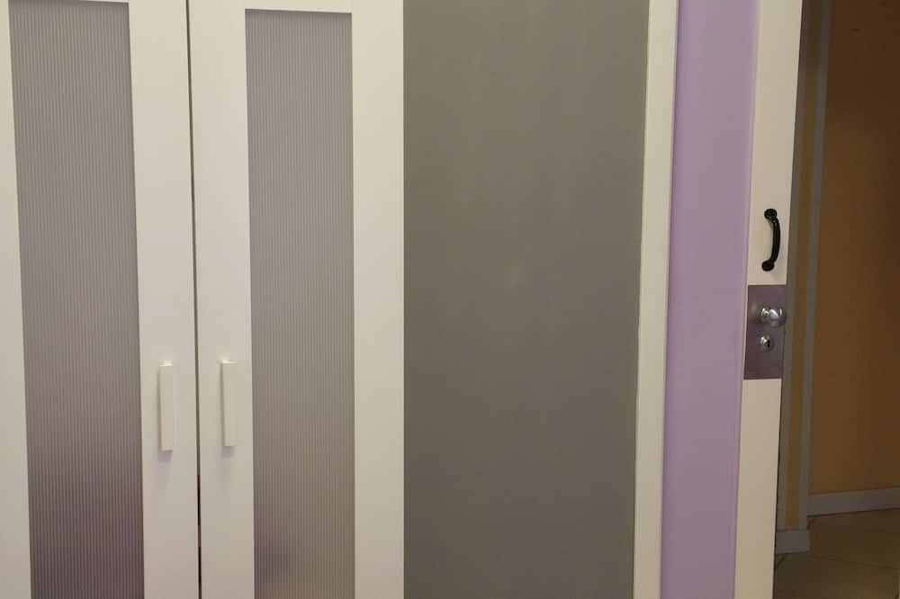 Guerrero Rooms