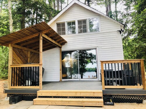 Muskoka Waterfront Cottages: Beachfront Cottage Rentals in Bala, Ontario