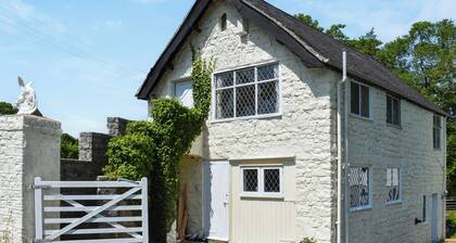 2 bedroom accommodation in Llanarmon-Yn-Ial