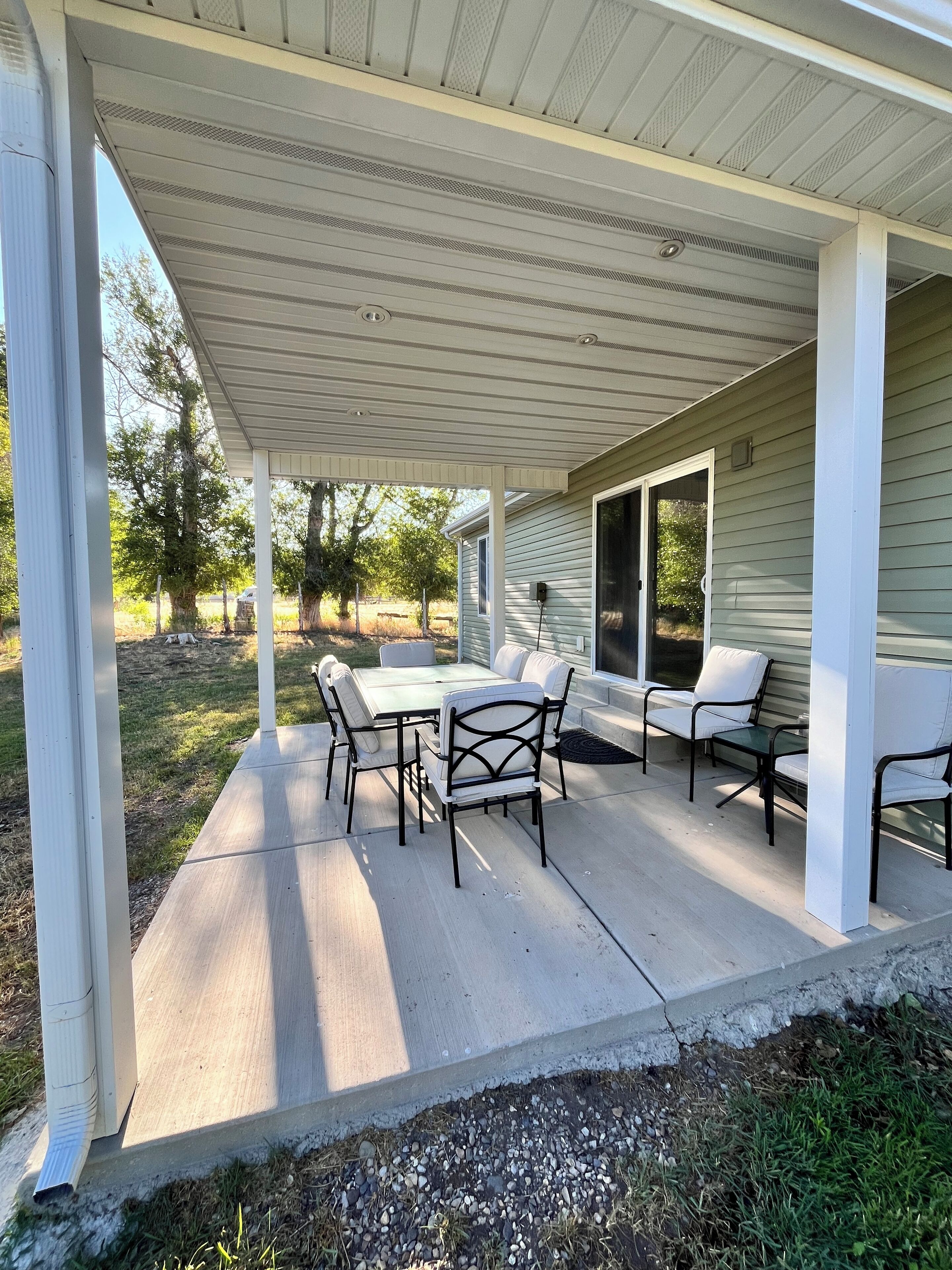 تناول الطعام بالخارج