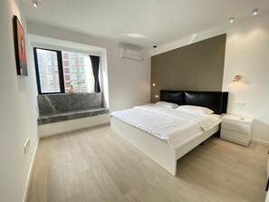 3 bedrooms, WiFi, bed sheets