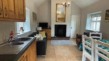 Cottage | Bếp riêng | Tủ lạnh, lò vi sóng, lò nướng, bếp nấu