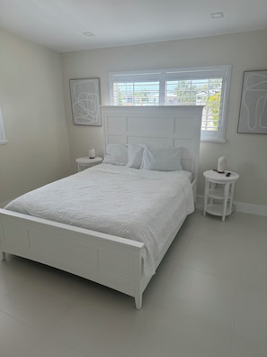 2 quartos, ferros/tábuas de passar roupa, Wi-Fi, roupa de cama