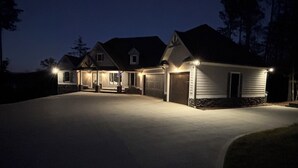 Exterior - Brand new luxury craftsman. 5000 sqft with 5 bedrooms, 5 baths and bunk room. (Six Mile)
