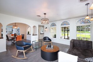 Interior - Casa Blanca Estate: Lux 5BR/4BA (San Antonio)