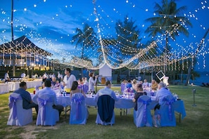 Espace de banquet à l’extérieur
