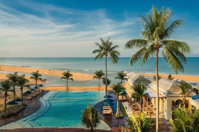 Devasom Beach Resort & Villas - Seaside Junior Suite with Jacuzzi