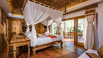 1 bedroom, desk, iron/ironing board, WiFi