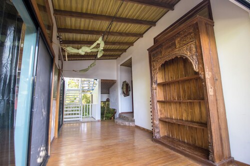 Beautiful Villa with Ocean and Jungle Views. Ideal for Families