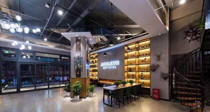 James Joyce Coffetel (Beijing Daxing Huangcun Qingyuan Road Metro Station branch)