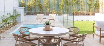 Free night on us this winter at Aster