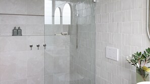 Dusche, Haartrockner