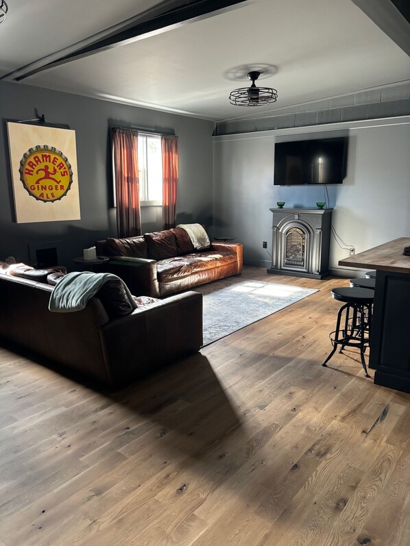 TV connectée, cheminée