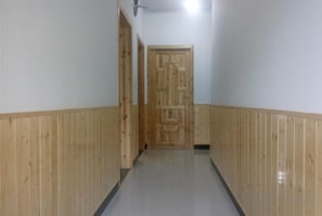 Interior - Yunxiu Inn (Zhangjiajie)