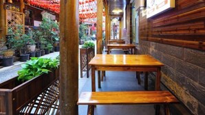Ảnh chưa phân loại, 3 trong số 157 ảnh, nút