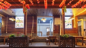 Ảnh chưa phân loại, 2 trong số 157 ảnh, nút
