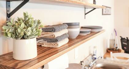 Have the perfect stay in a cozy studio, nestled in the heart of Broad Brook.