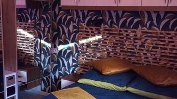 1 chambre, draps fournis