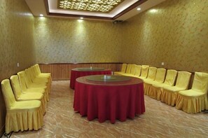 Unclassified image, 4 of 26, button - Xinmao Hotel (Zhenyuan)