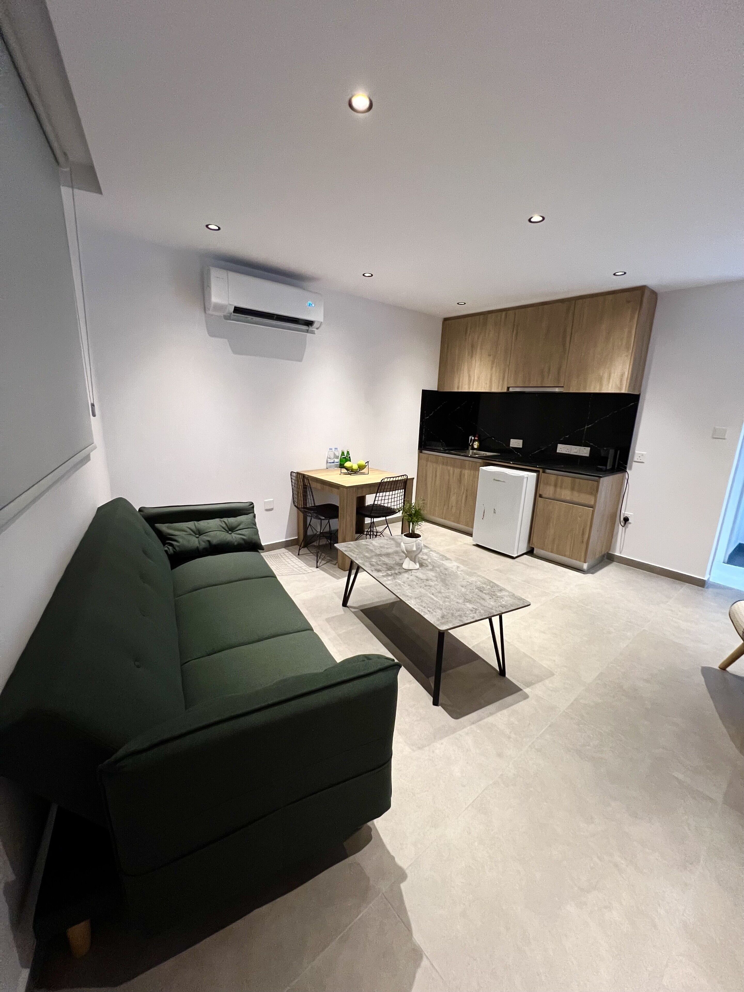 Superior Apartment, Balcony, City View | Living area