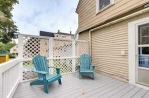 Terrace/patio - NEW! Cozy Auburn Home: Deck+Yard
(Auburn)