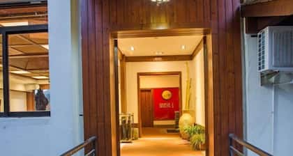 Wuyishan Guanjing Shanfang Hotel
