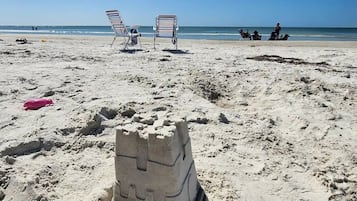 Sun loungers, beach towels