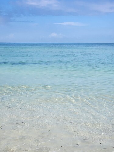 Serenity Sands at Barefoot Beach: Beach Bliss Awaits, Charming 2 bedroom condo