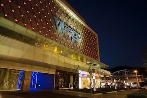 Unclassified image, 4 of 13, button - Wego Funtel (Taipei)