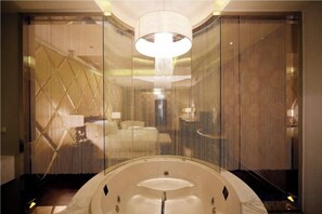 Unclassified image, 5 of 13, button - Wego Funtel (Taipei)