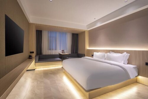 Jiayan Runguo Hotel (Danzhou Summer Square Branch)