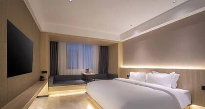 Jiayan Runguo Hotel (Danzhou Summer Square Branch)