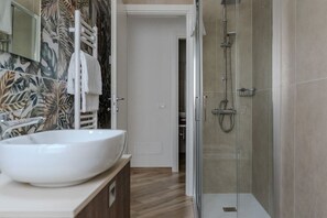 Haartrockner, Handtücher