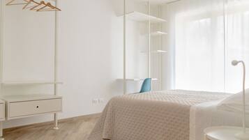 2 chambres, bureau, fer et planche Ă  repasser, Wi-Fi