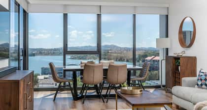 Sensational City Apartment with Lake Views