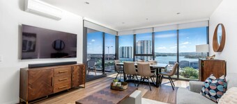 Sensational City Apartment with Lake Views