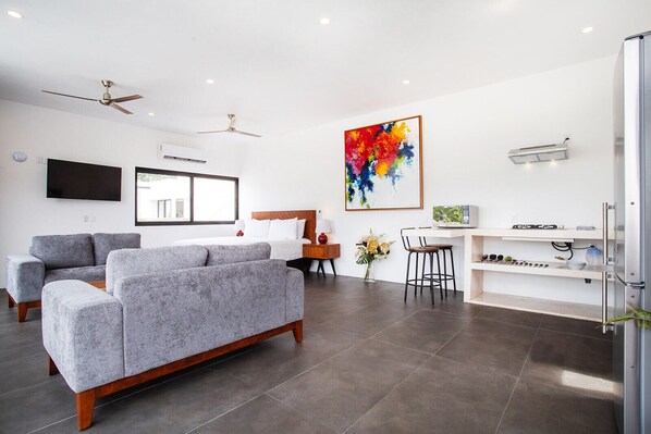 1 habitación, tabla de planchar con plancha, wifi y ropa de cama 