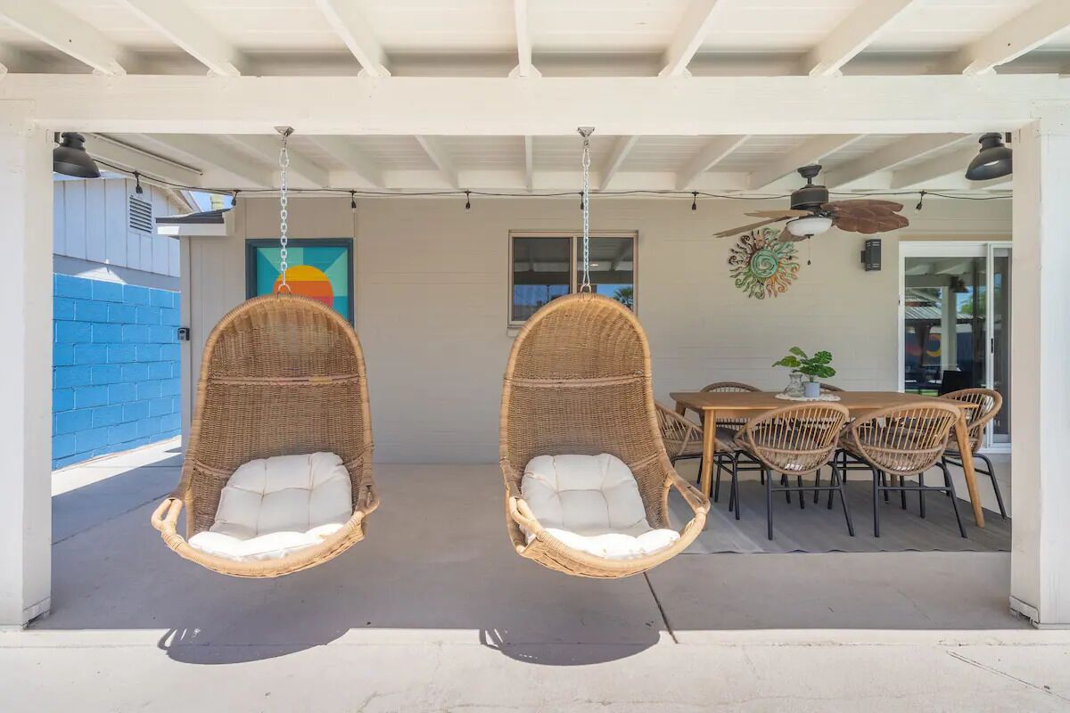 Lush Life ~ Luxurious Pool, Hot Tub, Outdoor Bar, Life Sized Games and more!