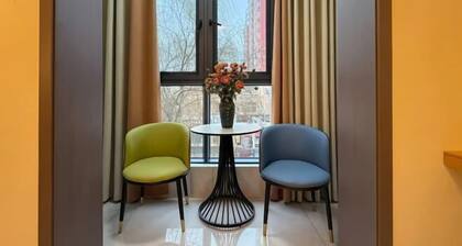 Jiachengyouxuan Hotel Apartment (Zhengzhou Erqi Square Metro Station)