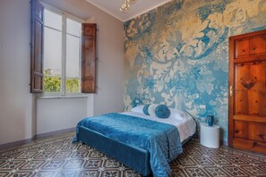 1 bedroom, desk, travel cot, free WiFi