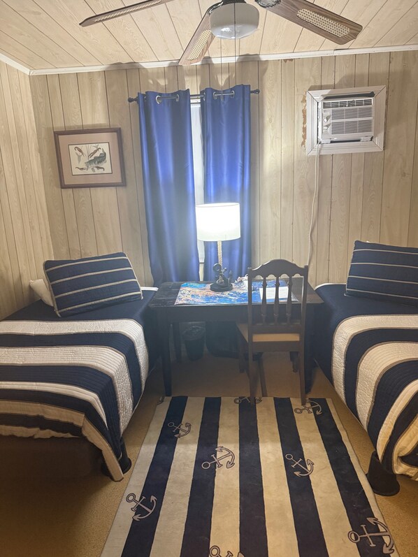 3 bedrooms, desk, free WiFi, bed sheets