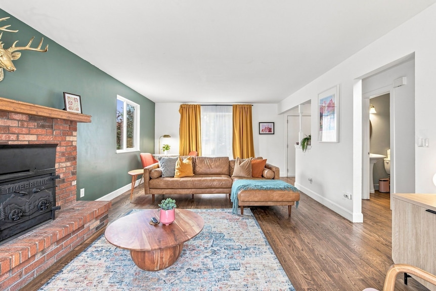 Themed Bedrooms, Movie Room & Firepit Yard - Westminster, CO